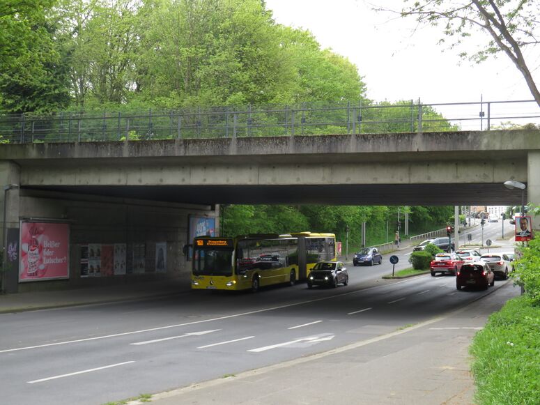 Bestand:Lijn 160 Essen.jpg