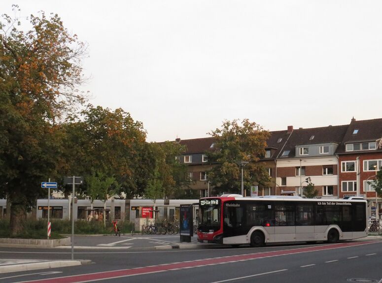 Bestand:Lijn 723 Düsseldorf.jpg