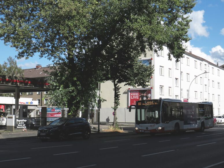 Bestand:Lijn 930 Duisburg.jpg