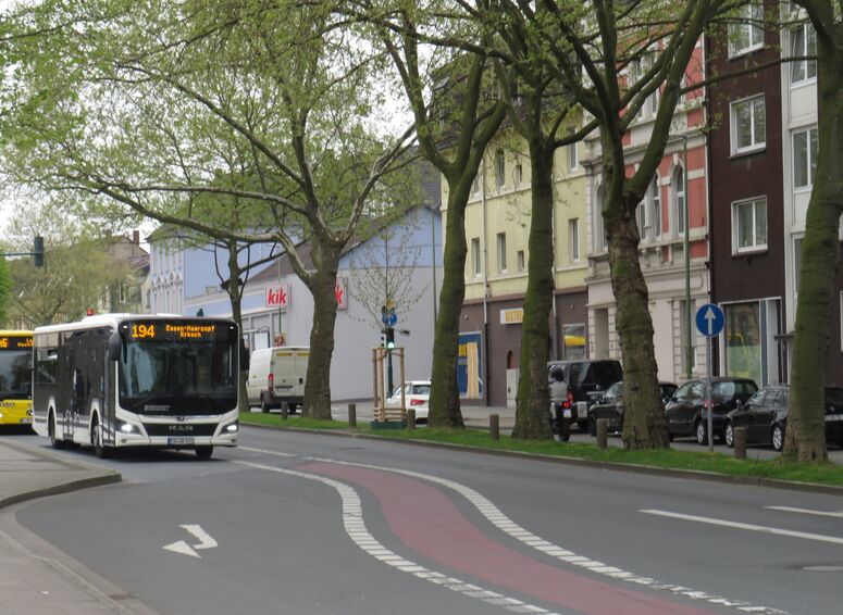 Bestand:Lijn 194 Essen.jpg