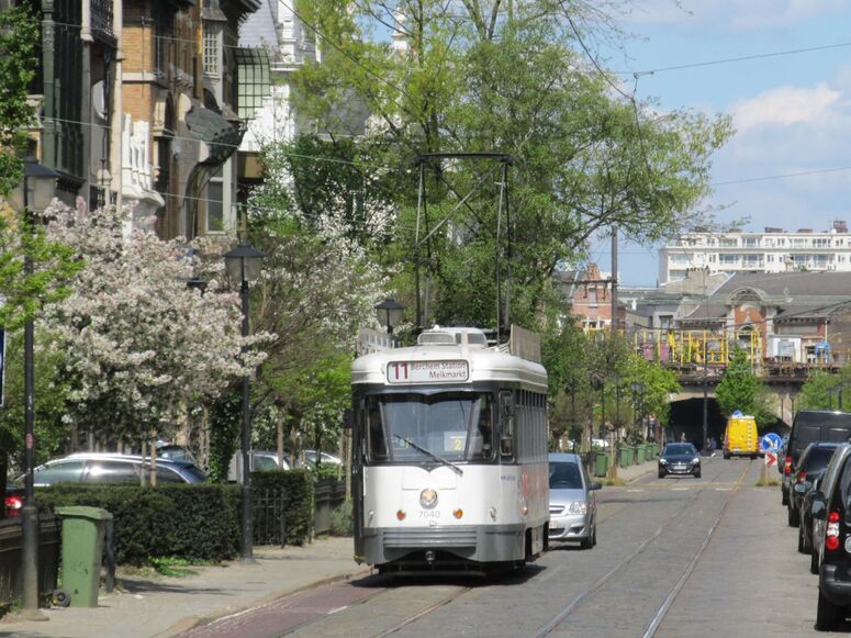 Bestand:PCC 7040 Lijn 11 Berchem.JPG
