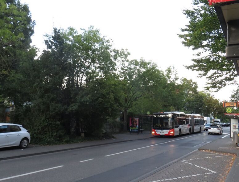 Bestand:Lijn 121 Köln.jpg