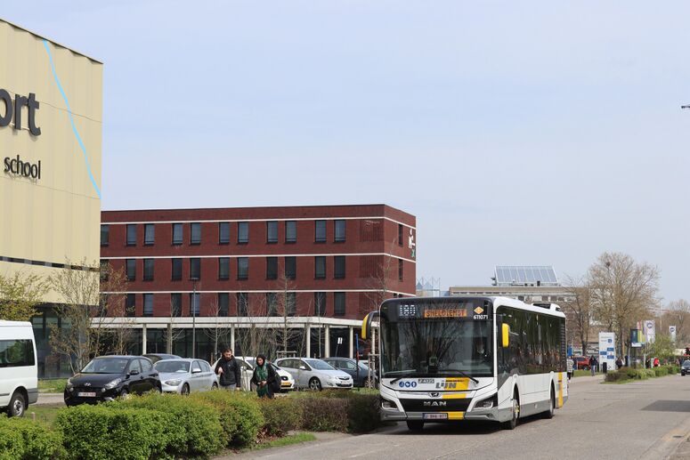 Bestand:611071-180.jpg