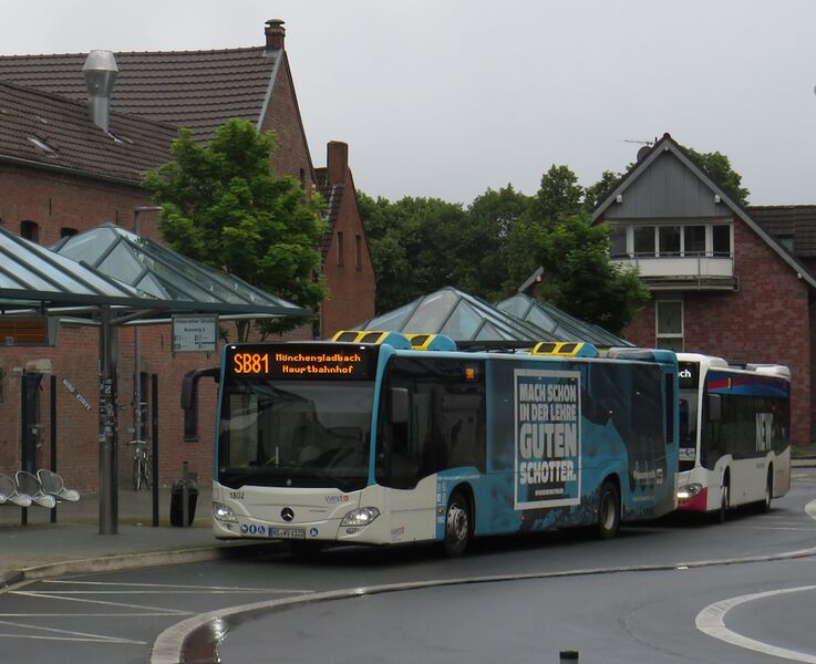 Bestand:Lijn SB81 Mönchengladbach.jpg
