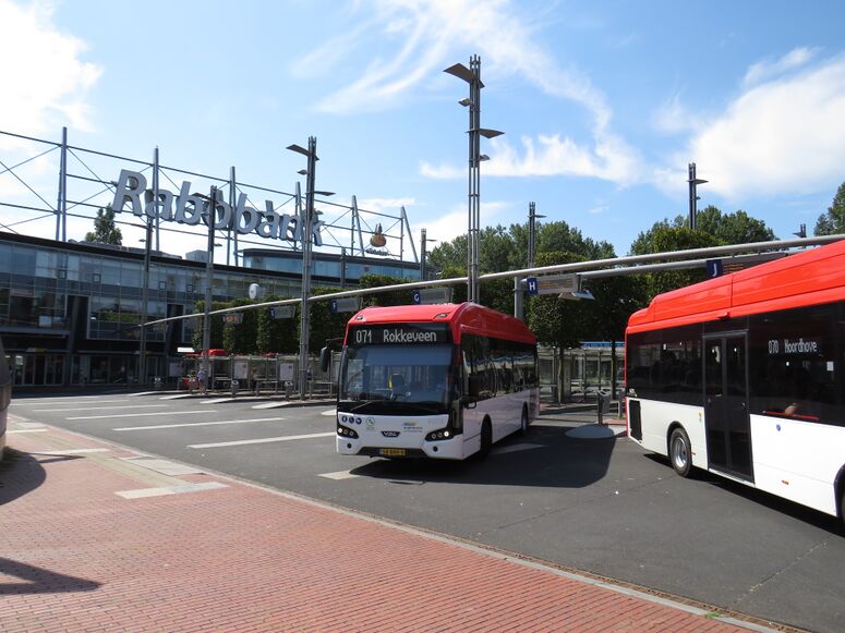 Bestand:Lijn 71 Zoetermeer 2.jpg