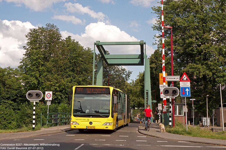 Bestand:XX9237 Nieuwegein-Wilhelminabrug.jpg