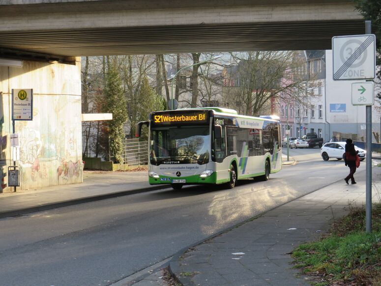 Bestand:Lijn 521 Hagen.jpg