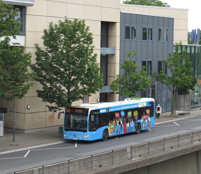 Bestand:Lijn SB23 Leverkusen.jpg