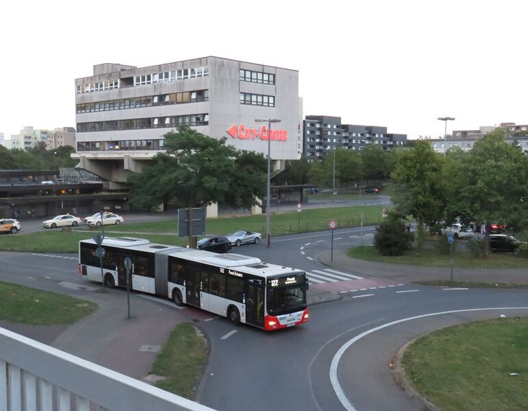 Bestand:Lijn 122 Köln.jpg