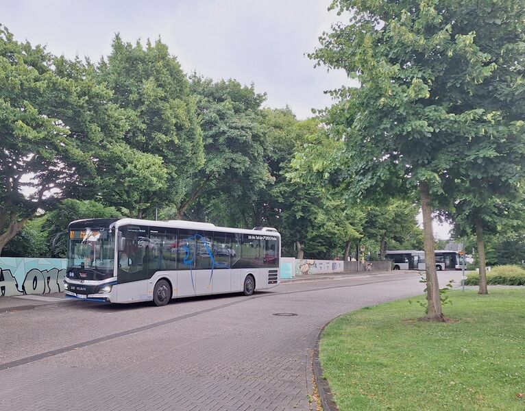 Bestand:Lijn 87 Rees.jpg