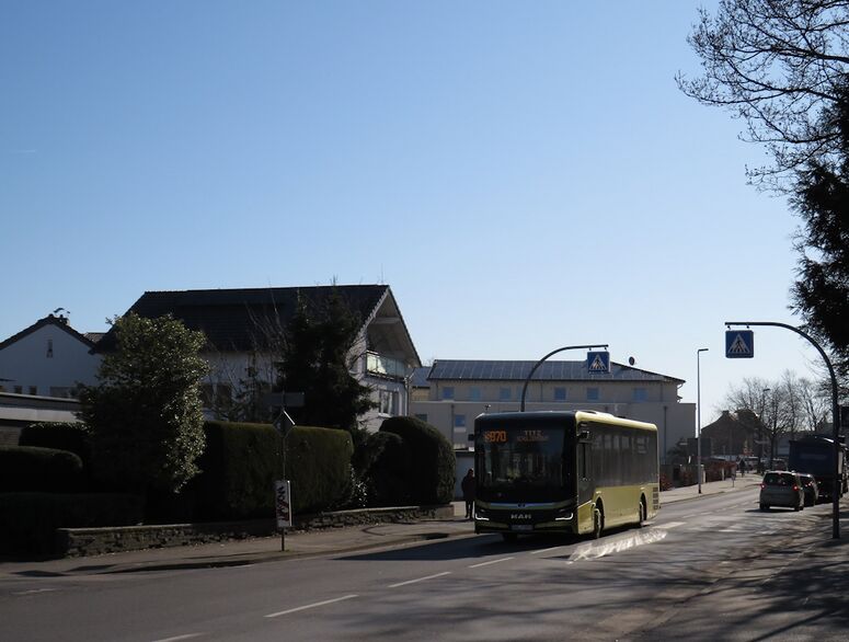 Bestand:Lijn SB70 Jülich.jpg