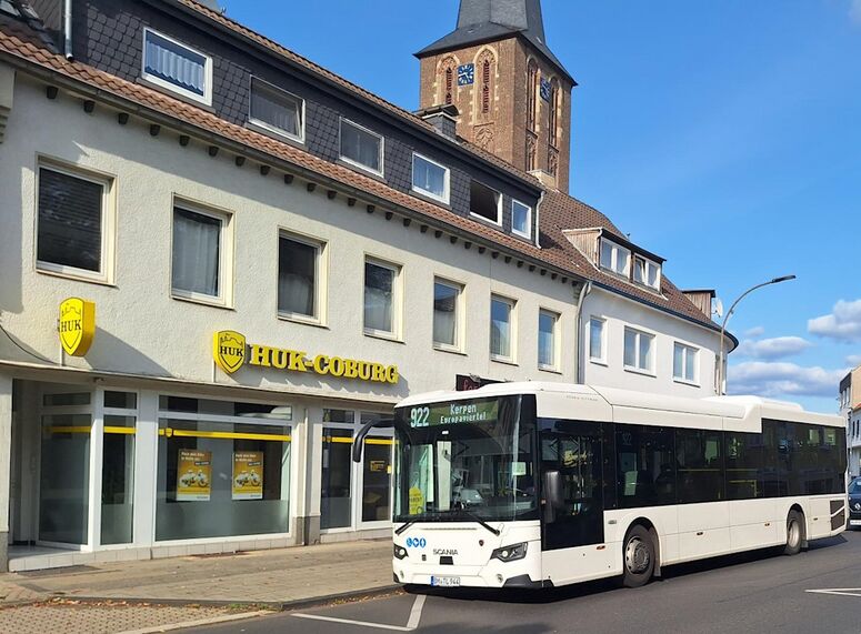 Bestand:Lijn 922 Kerpen.jpg
