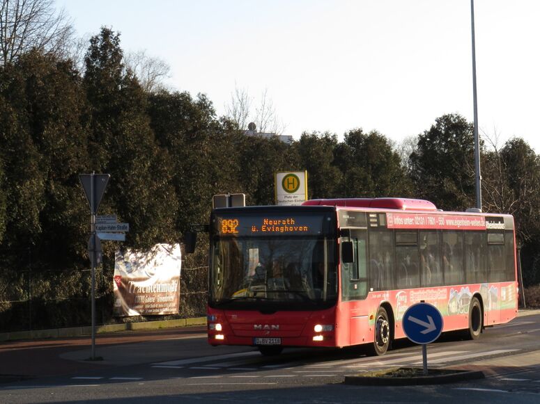 Bestand:Lijn 892 Grevenbroich.jpg