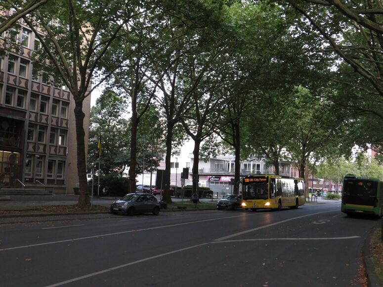 Bestand:Lijn 130 Oberhausen.jpg