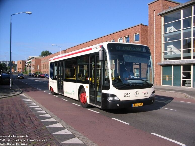 Bestand:Mercedes-BenzCito.jpg