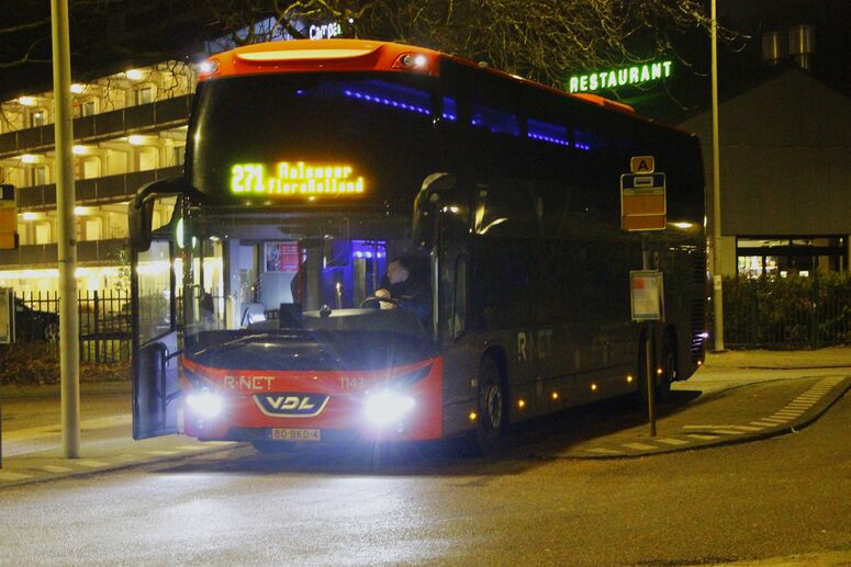 Bestand:CXX VDL Futura 1143 lijn 271, 2025.jpeg