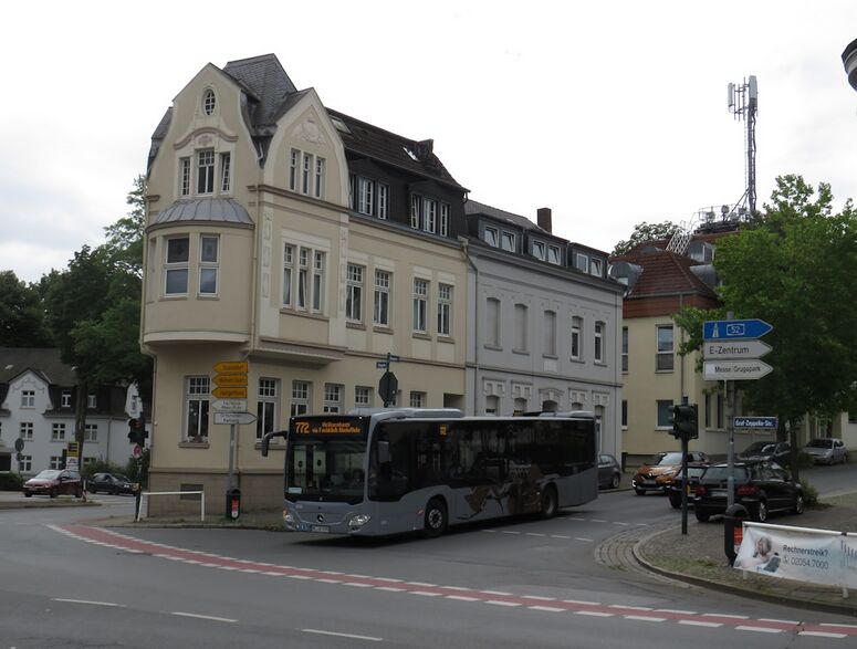 Bestand:Lijn 772 Essen.jpg