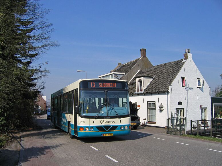 Bestand:Lijn13 DAV.jpg