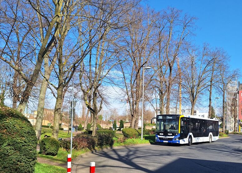 Bestand:Lijn 286 Düren.jpg