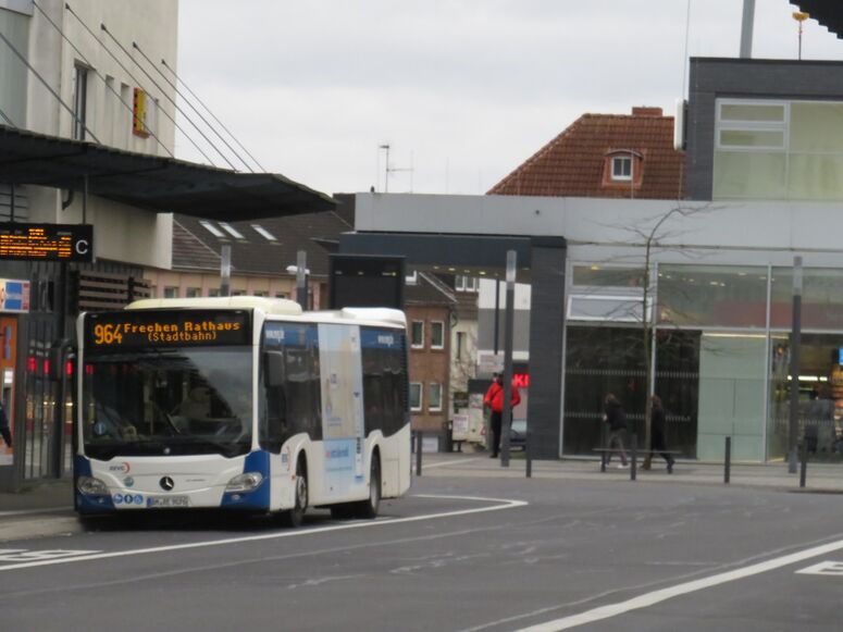 Bestand:Lijn 964 Kerpen.jpg