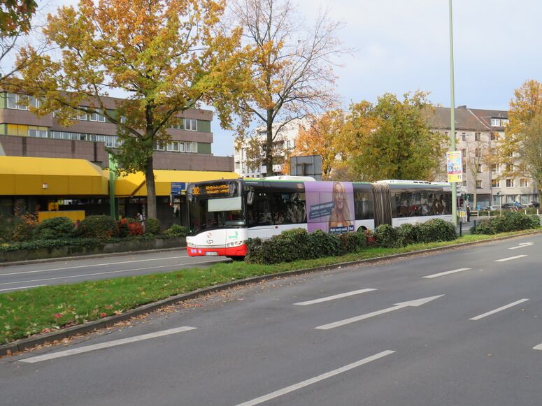 Bestand:Lijn 382 Gelsenkirchen.jpg