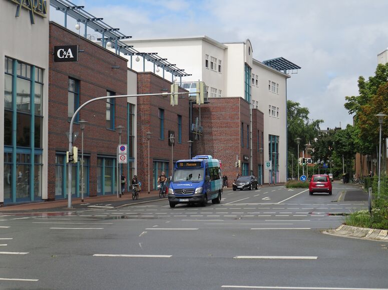Bestand:Lijn T12 Bocholt.jpg