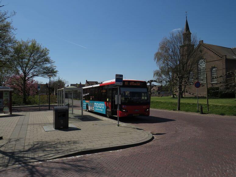 Bestand:Lijn 103 Fijnaart.jpg