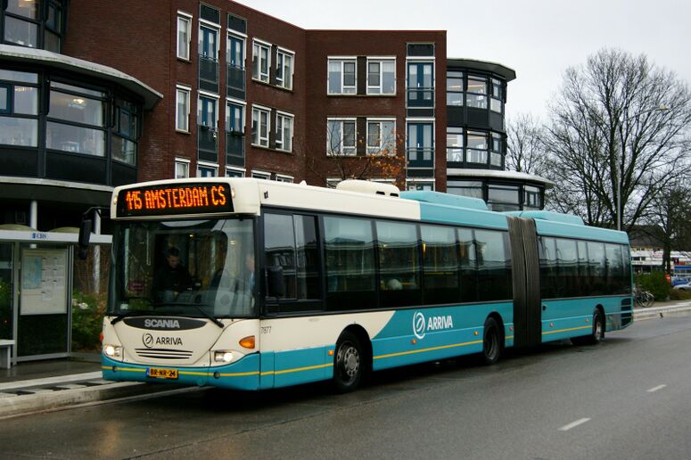 Bestand:Lijn115 Mon.jpg