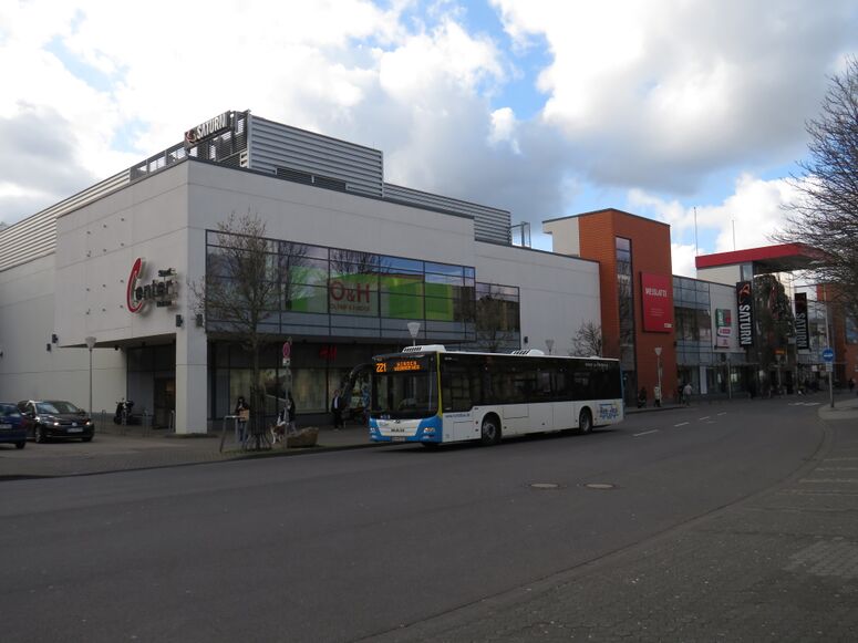 Bestand:Lijn 221 Düren.jpg
