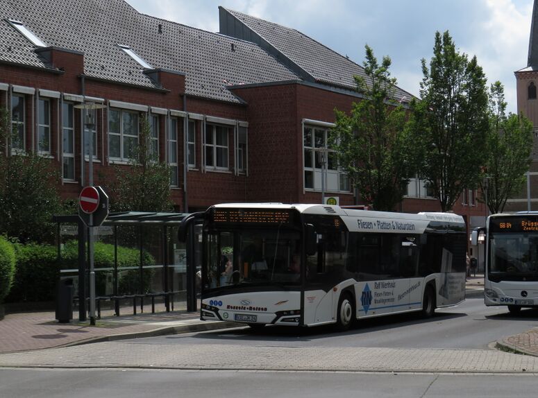 Bestand:Lijn 096 Nettetal.jpg