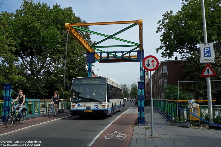 Bestand:GVU4105 Utrecht-Ouderijnbrug.jpg