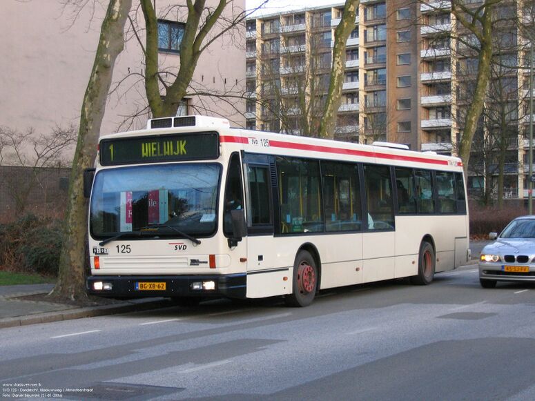 Bestand:SVD 125 Dordrecht, Blaauwweg (21-01-2006).jpg