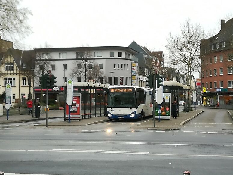 Bestand:Lijn 912 Moers 2.jpg