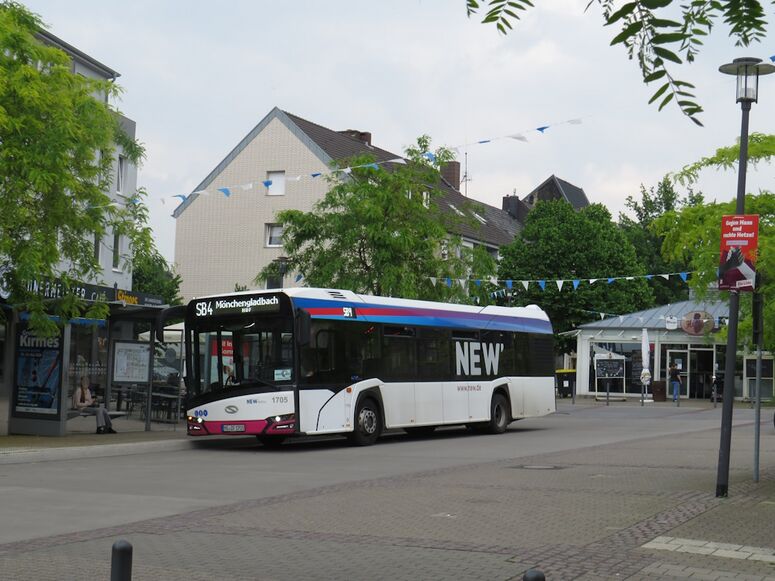 Bestand:Lijn SB4 Mönchengladbach.jpg
