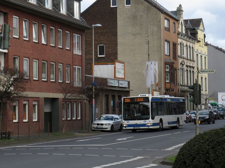Bestand:Lijn 206 Düren.jpg