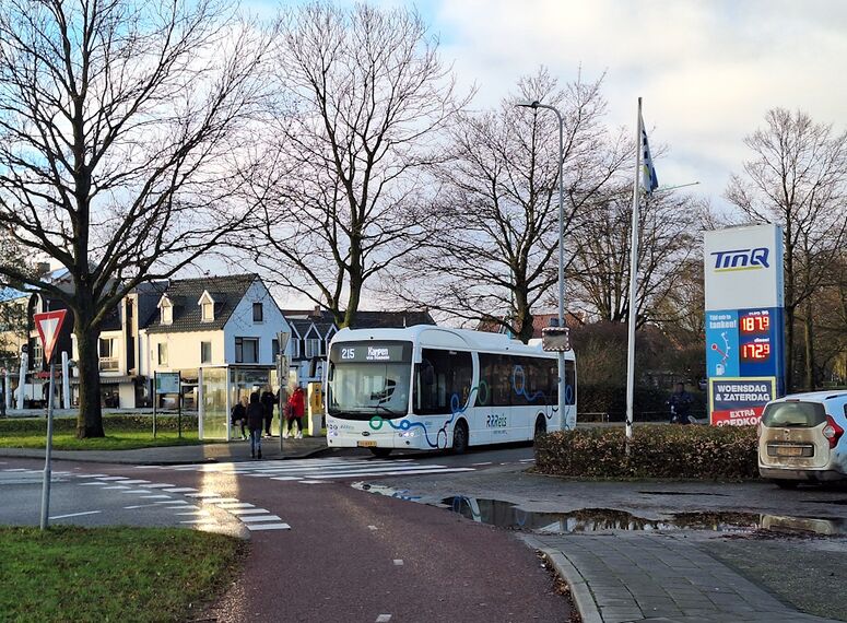 Bestand:Lijn 215 Urk.jpg