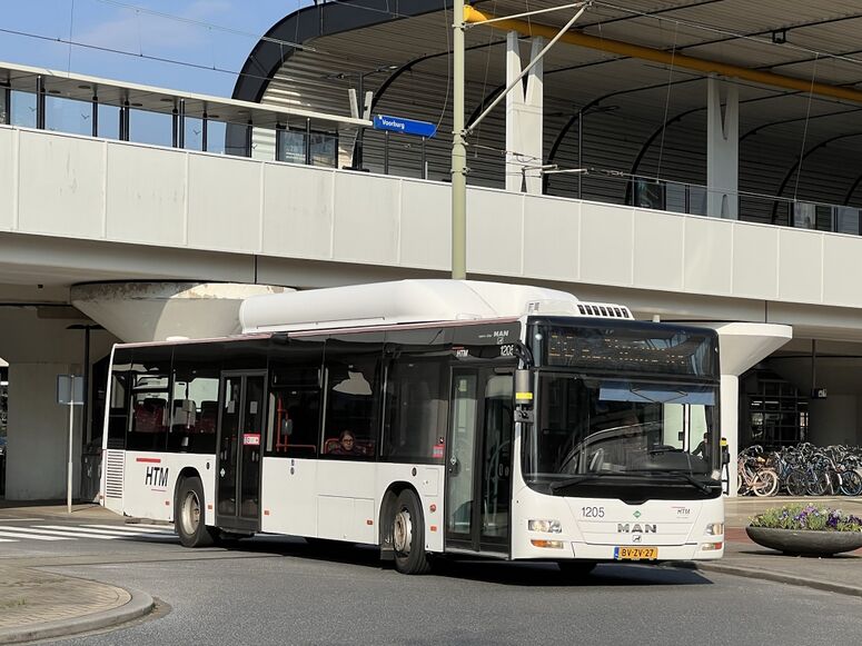 Bestand:StadsbusHTM1205.jpg