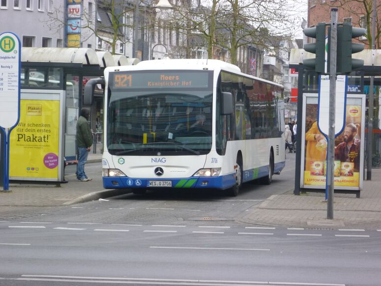 Bestand:Lijn 921 Moers.jpg